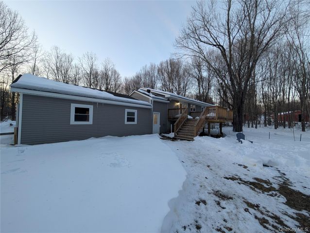 1407 State Route 208, Wallkill, NY 12589