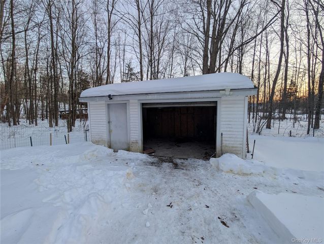 1407 State Route 208, Wallkill, NY 12589