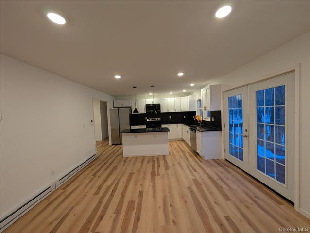 1407 State Route 208, Wallkill, NY 12589