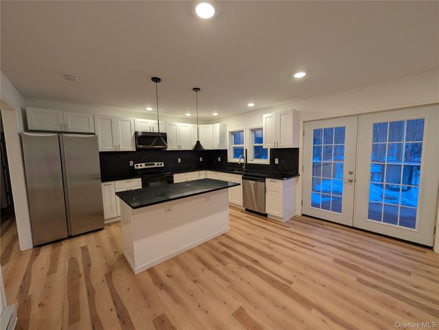 1407 State Route 208, Wallkill, NY 12589