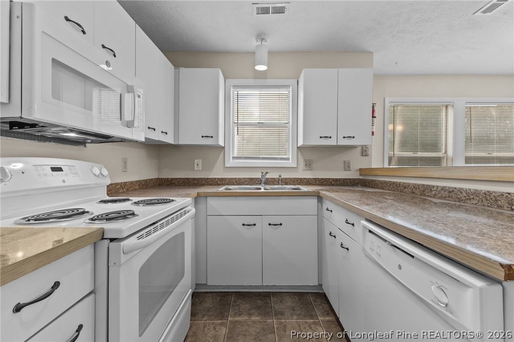 6760-1 Willowbrook Drive 1, Fayetteville, NC 28314 — photo 24