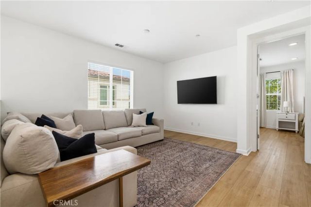 944 Tesla, Costa Mesa, CA 92626