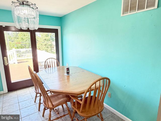 524 DENISE CT, Williamstown, NJ 08094