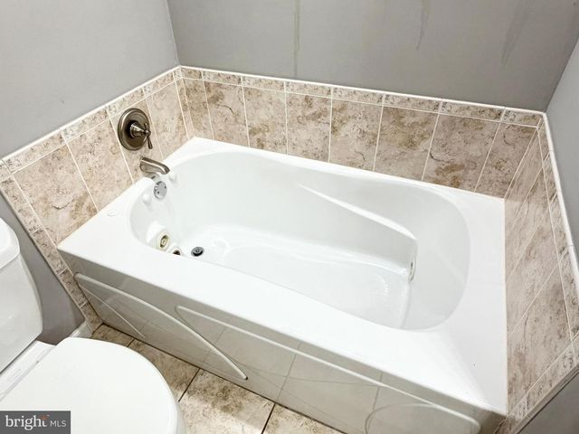 524 DENISE CT, Williamstown, NJ 08094