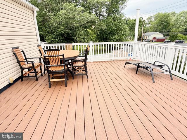 524 DENISE CT, Williamstown, NJ 08094