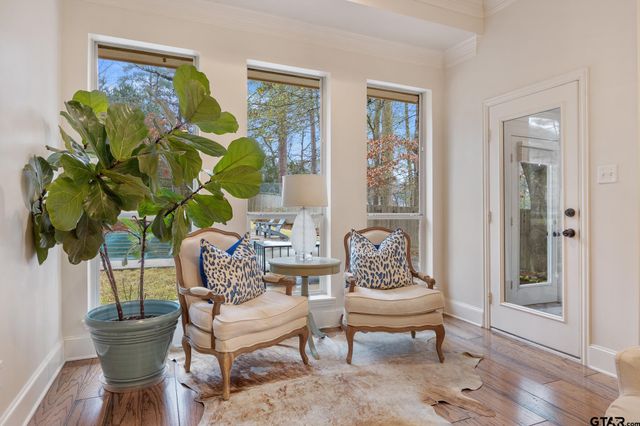 1221 Ashwood Dr, Tyler, TX 75703