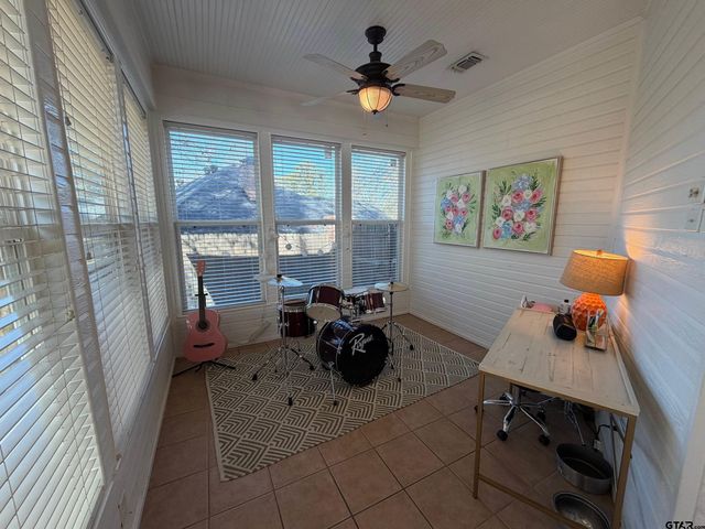 1221 Ashwood Dr, Tyler, TX 75703