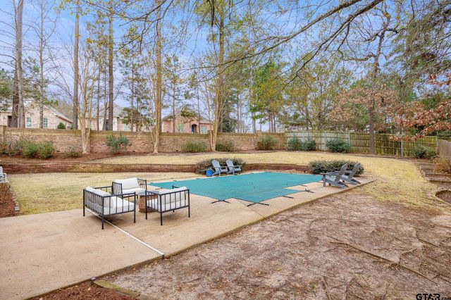 1221 Ashwood Dr, Tyler, TX 75703