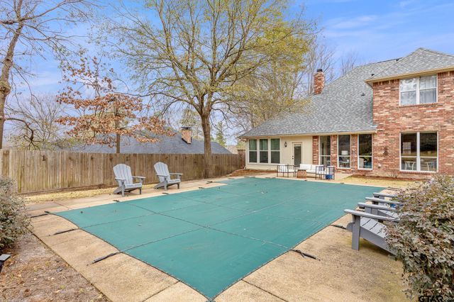 1221 Ashwood Dr, Tyler, TX 75703