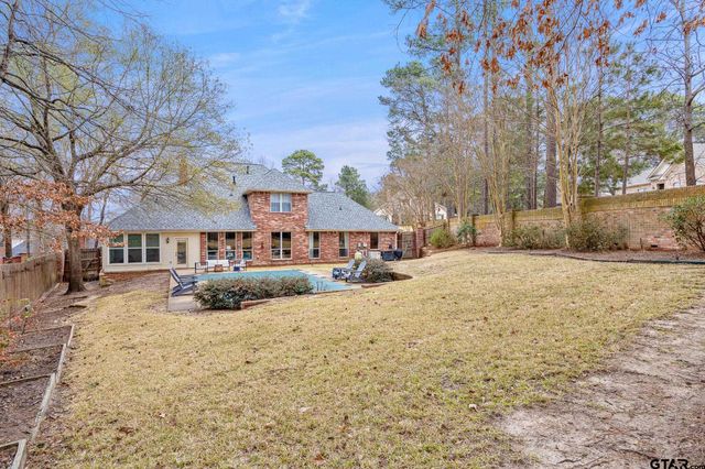 1221 Ashwood Dr, Tyler, TX 75703