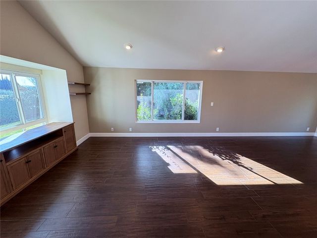 8582 Universe, Westminster, CA 92683