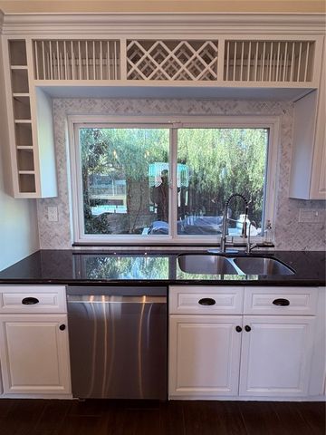 8582 Universe, Westminster, CA 92683