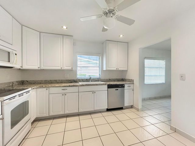 6091 Dusenburg Road, Delray Beach, FL 33484