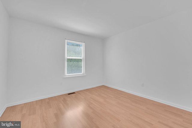 14 JACAMAR DR, Voorhees, NJ 08043
