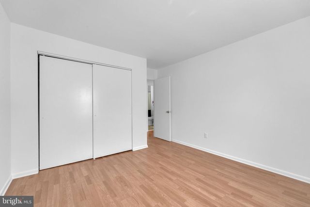 14 JACAMAR DR, Voorhees, NJ 08043