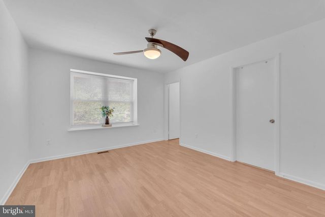 14 JACAMAR DR, Voorhees, NJ 08043