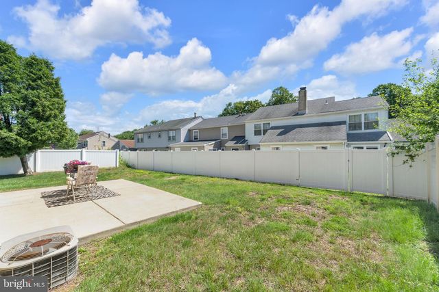 14 JACAMAR DR, Voorhees, NJ 08043