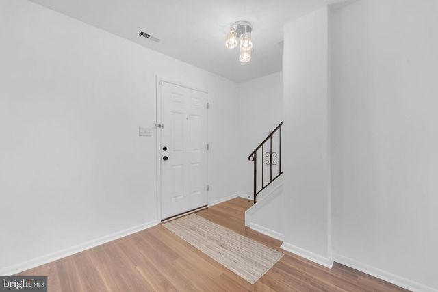14 JACAMAR DR, Voorhees, NJ 08043