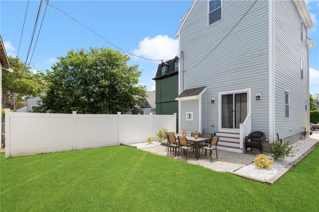 42 East Bowery Street, Newport, RI 02840