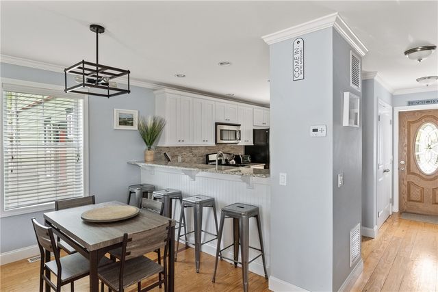 42 East Bowery Street, Newport, RI 02840