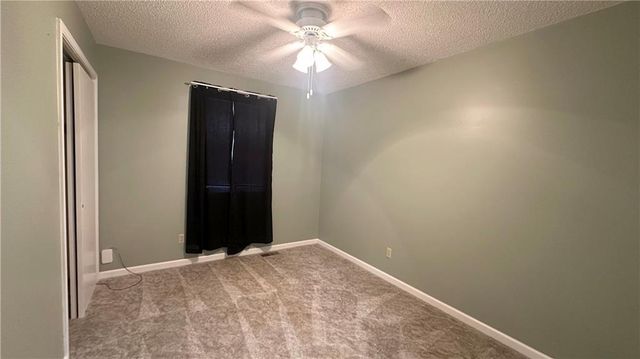 322 S Willow Street, Ottawa, KS 66067