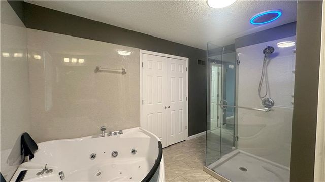 322 S Willow Street, Ottawa, KS 66067