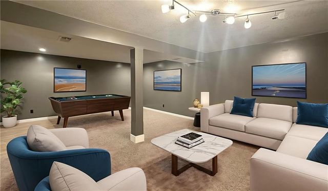 322 S Willow Street, Ottawa, KS 66067