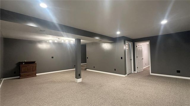 322 S Willow Street, Ottawa, KS 66067