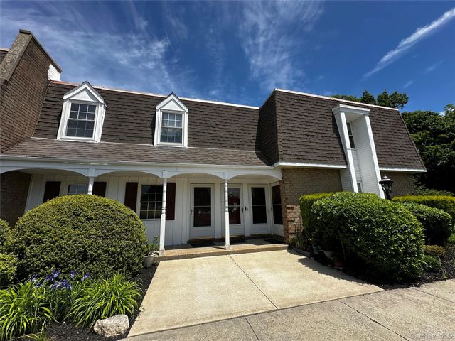 101 Sylvan Avenue 65, Miller Place, NY 11764