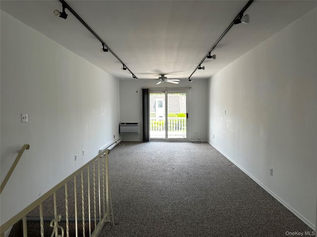 101 Sylvan Avenue 65, Miller Place, NY 11764