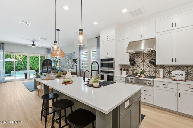 3429 E PINTO Drive, Gilbert, AZ 85296