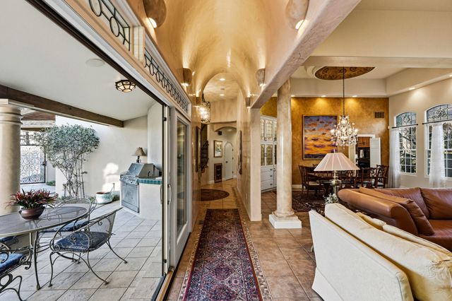 1101 Washington Street NE, Albuquerque, NM 87110