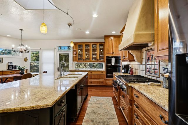 1101 Washington Street NE, Albuquerque, NM 87110