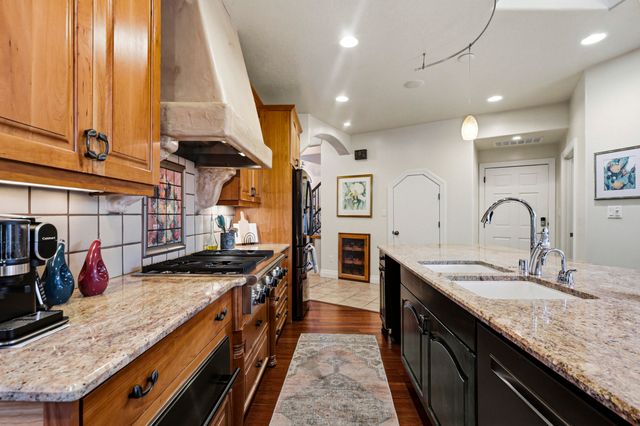 1101 Washington Street NE, Albuquerque, NM 87110