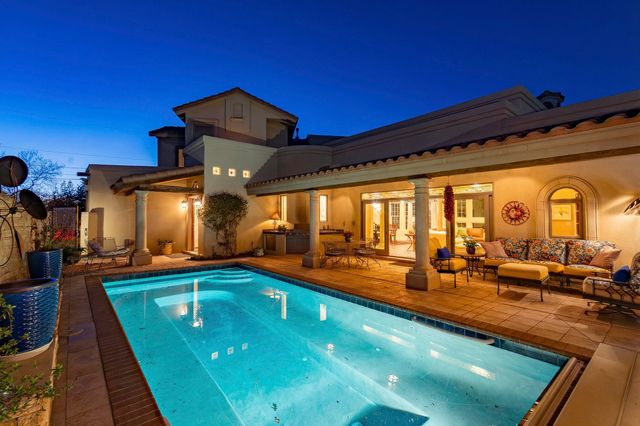 1101 Washington Street NE, Albuquerque, NM 87110