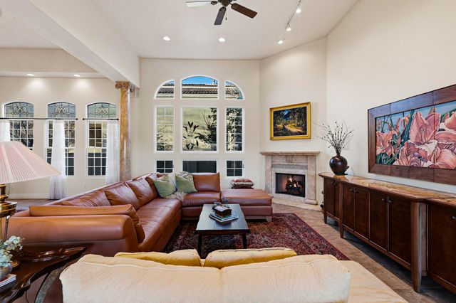 1101 Washington Street NE, Albuquerque, NM 87110