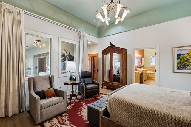 1101 Washington Street NE, Albuquerque, NM 87110