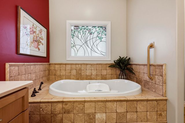 1101 Washington Street NE, Albuquerque, NM 87110