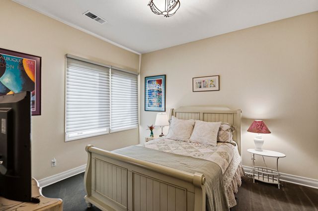 1101 Washington Street NE, Albuquerque, NM 87110