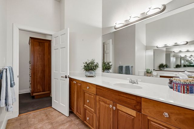 1101 Washington Street NE, Albuquerque, NM 87110