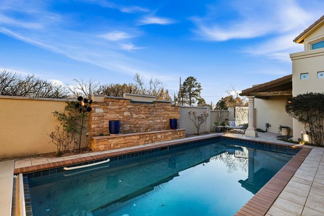 1101 Washington Street NE, Albuquerque, NM 87110