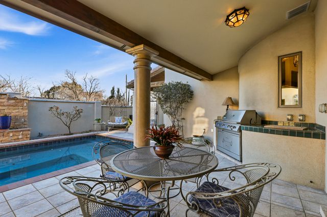 1101 Washington Street NE, Albuquerque, NM 87110