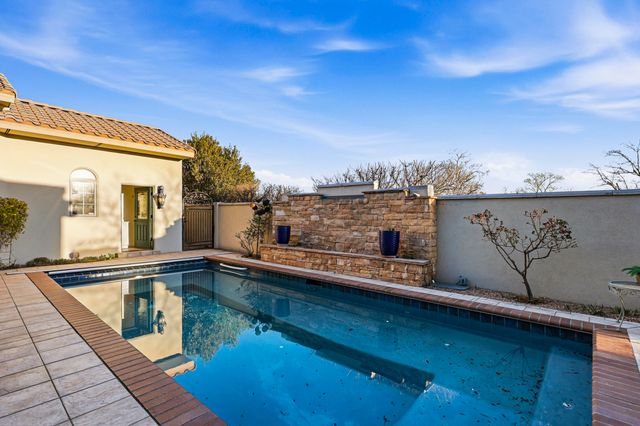 1101 Washington Street NE, Albuquerque, NM 87110