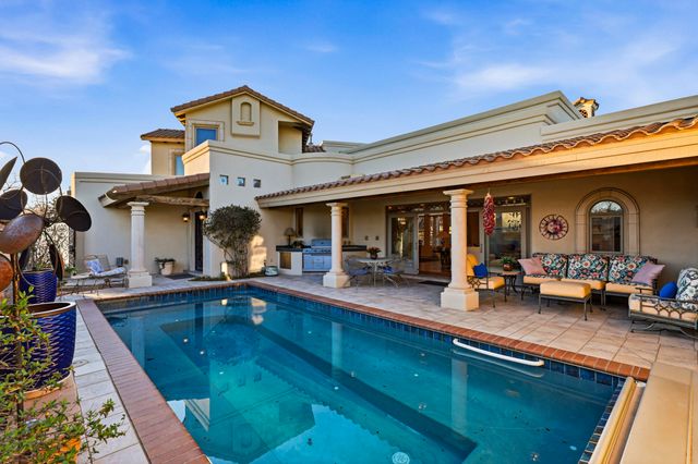 1101 Washington Street NE, Albuquerque, NM 87110