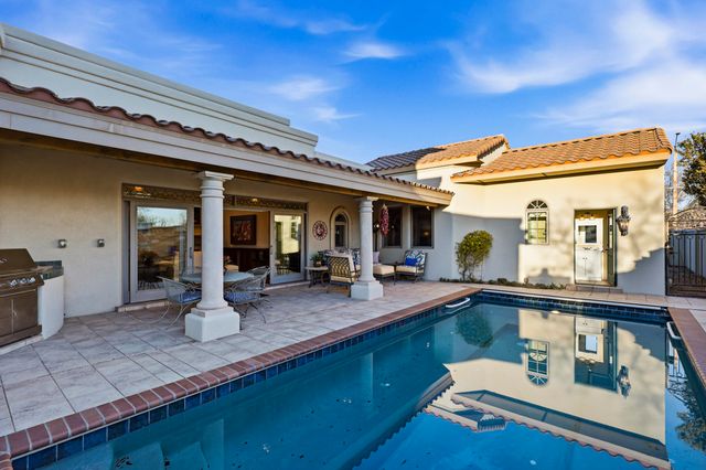 1101 Washington Street NE, Albuquerque, NM 87110