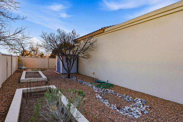 1101 Washington Street NE, Albuquerque, NM 87110