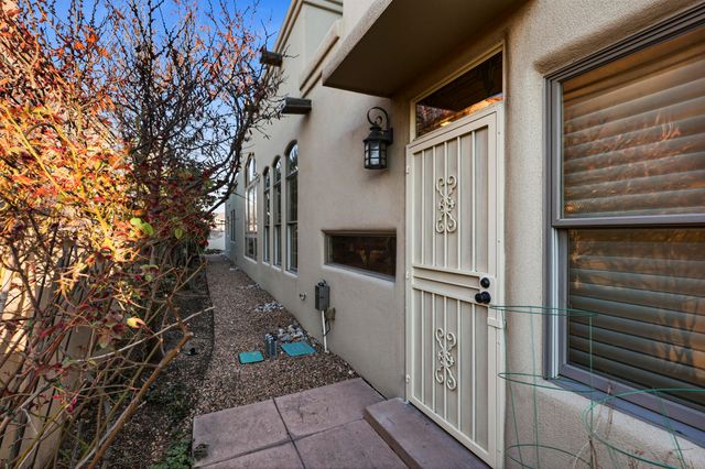 1101 Washington Street NE, Albuquerque, NM 87110