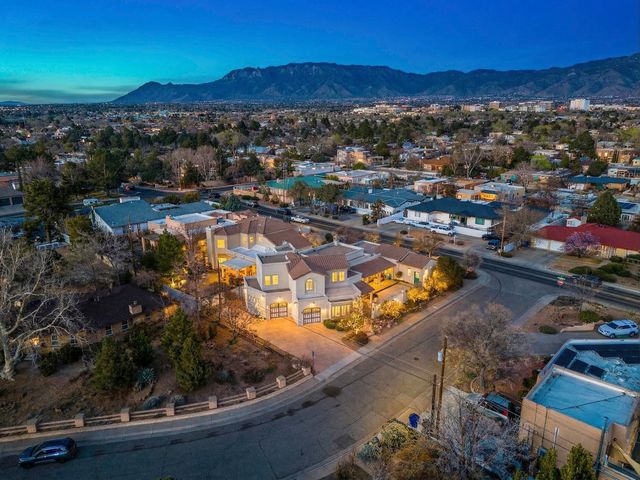 1101 Washington Street NE, Albuquerque, NM 87110