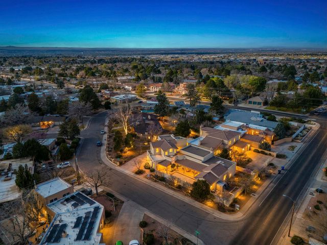 1101 Washington Street NE, Albuquerque, NM 87110