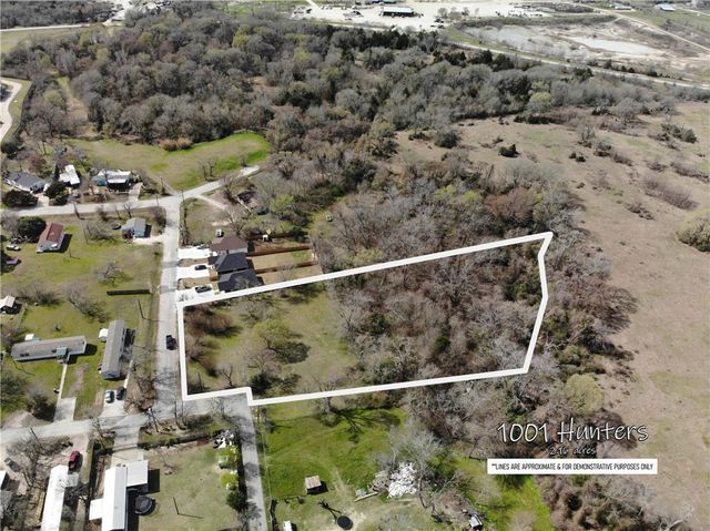 1001 Hunters Lane, Bryan, TX 77803